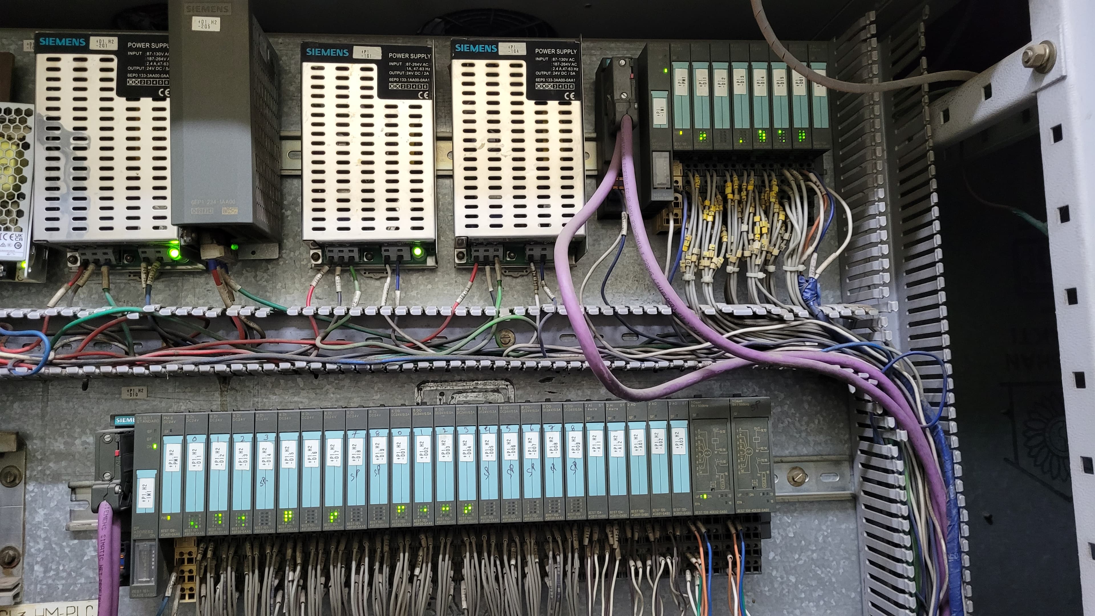 Automated Conveyor System Integration